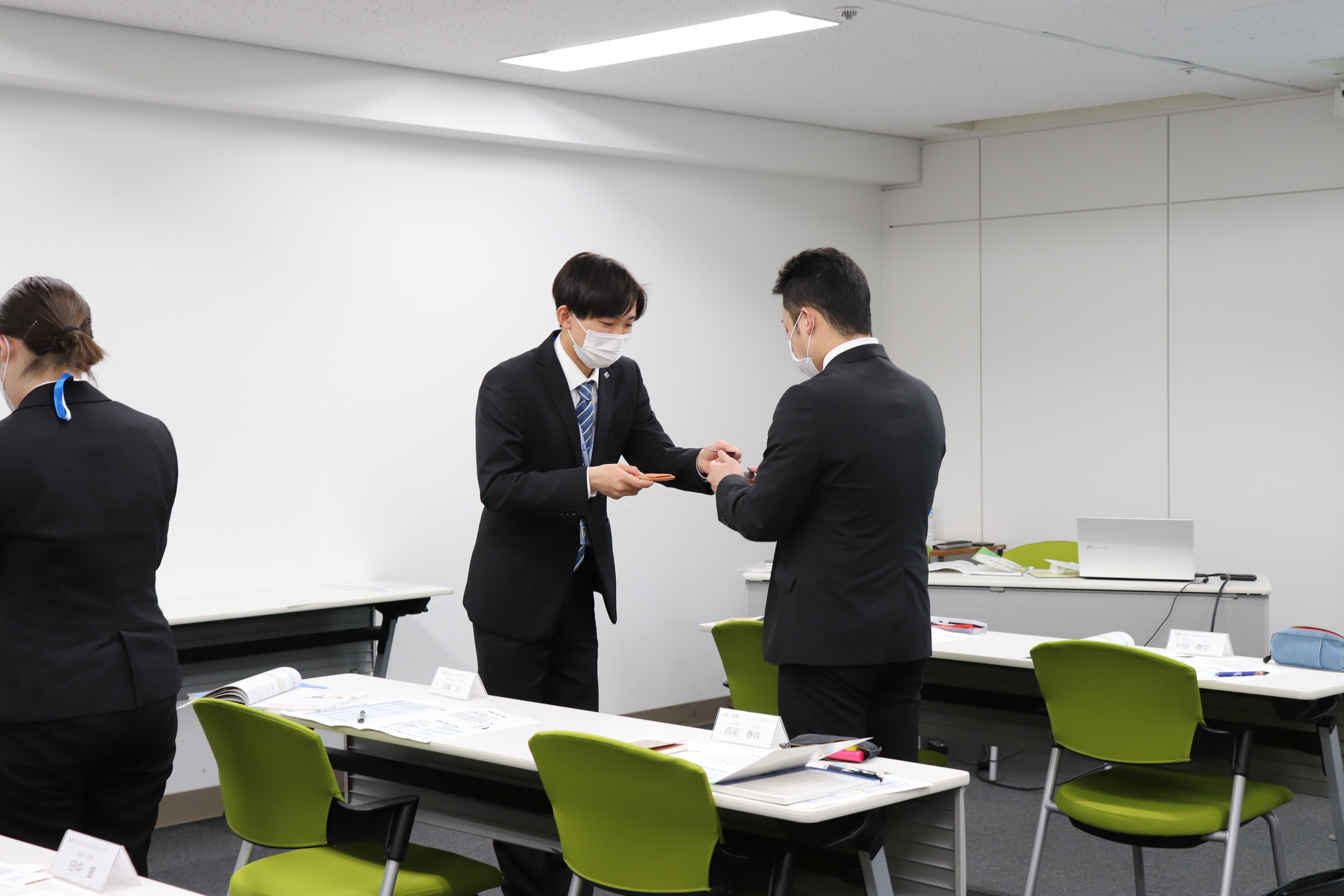 入社式9
